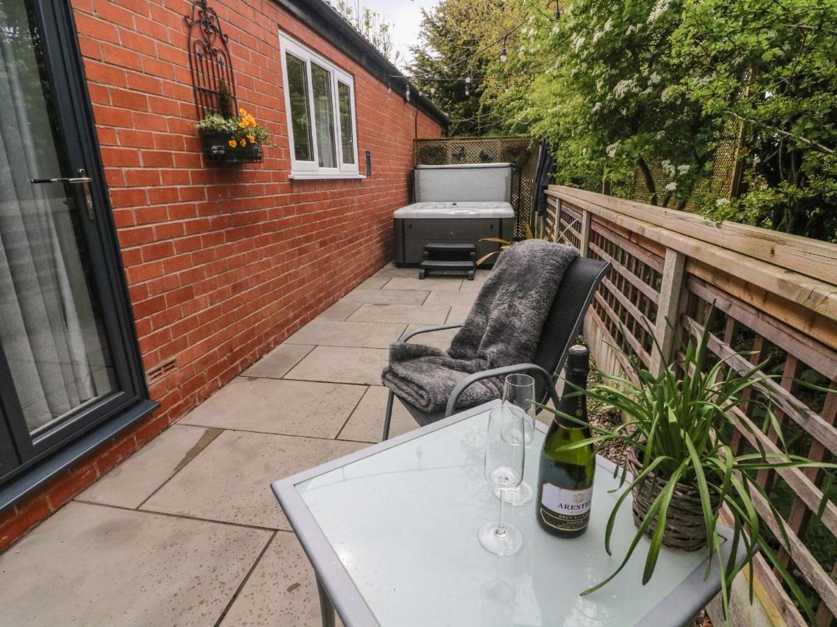 Kilmory Lodge Poulton-le-Fylde エクステリア 写真